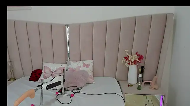 Charlotte207 Chat XXX live