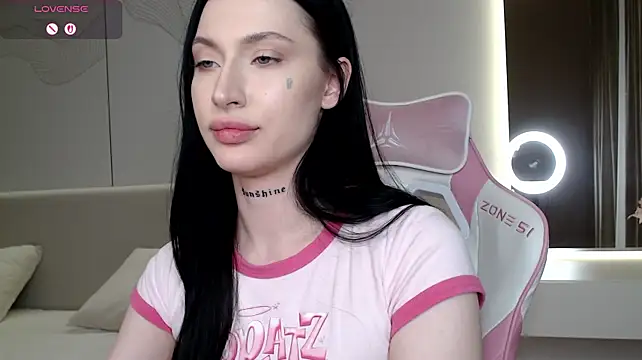 JenniferQueen11: онлайн-секс-чат