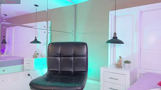 Czat XXX na żywo – Amberr_Foxx_