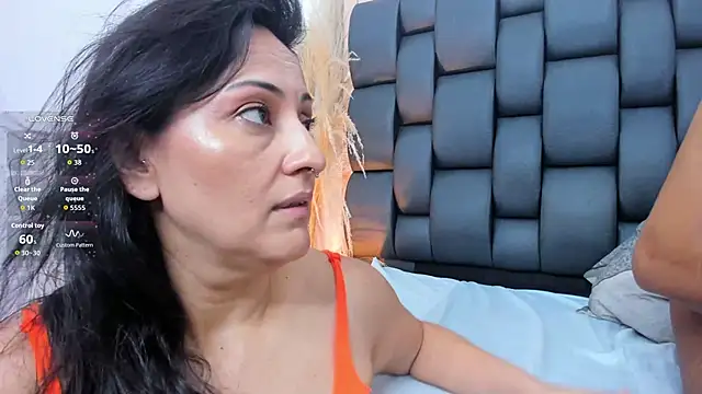 دردشة Miriam_milf الجنسية المباشرة