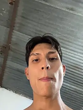 Tyler1999 Live XXX-Chat