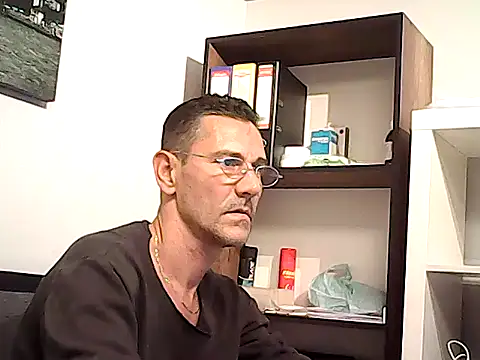 دردشة mastercharisma35 الجنسية المباشرة