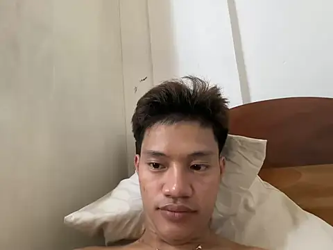 wildpinoy27's Live XXX Chat
