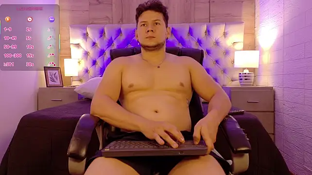 Izui_Pierce Live XXX-chat