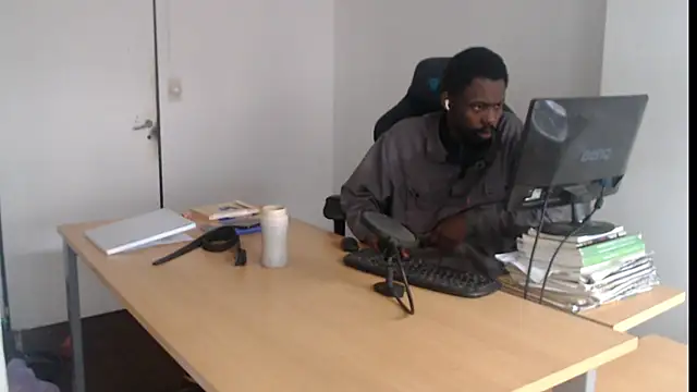 Mastertopdomen Live XXX chat
