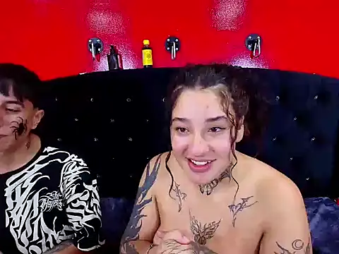 Chat XXX en directo de DamellsVs