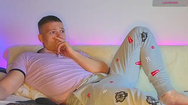 JulianTurnerのウェブカメラショー