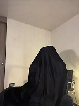 FreszX Adlı Modelin Canlı XXX Sohbeti