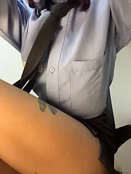 Czat XXX na żywo – Zakura_66