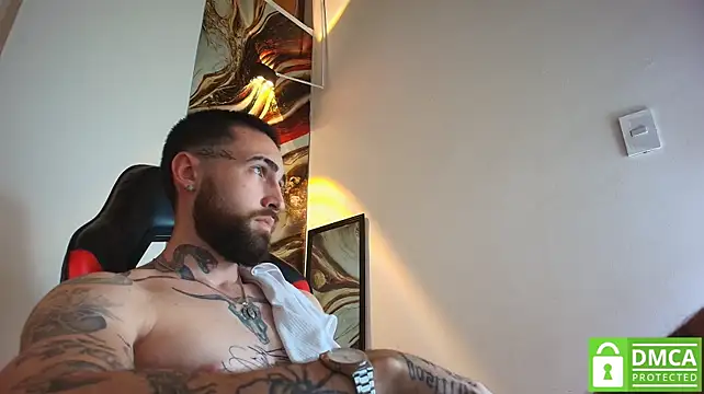 Luke_davis01 Live XXX-Chat