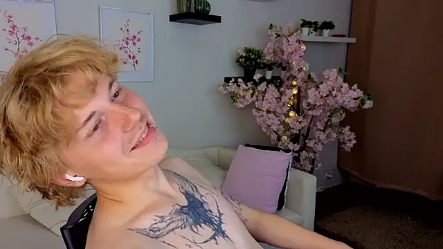 Benjamin_Brooke Live XXX-Chat