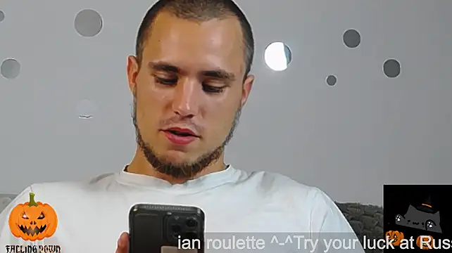 Avgust__ élő XXX-chatje