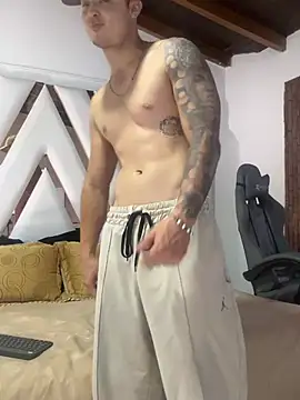 Czat XXX na żywo – Alexander_ferre