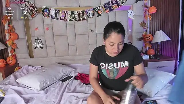 XXX chat uživo modela Valeer_abby