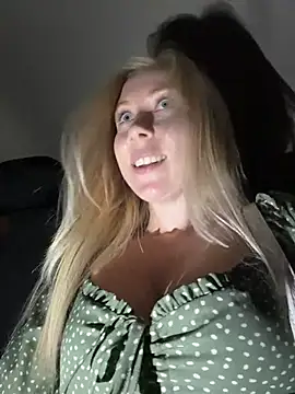TrueSexyCrime Adlı Modelin Canlı XXX Sohbeti