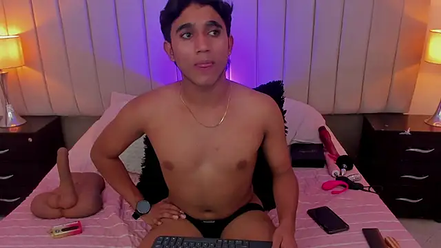liam_ossa's Live XXX Chat