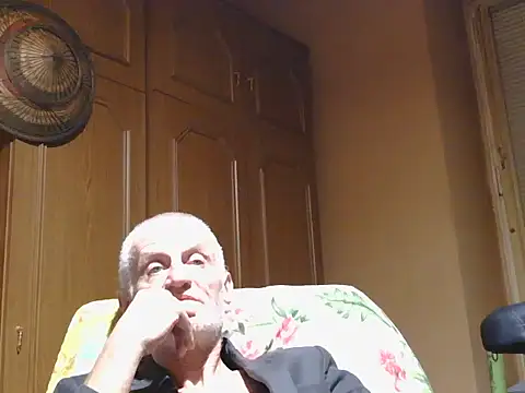 Chatroom XXX en direct de 1973teacher