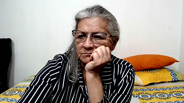 Chat XXX ao vivo de candy_mature_