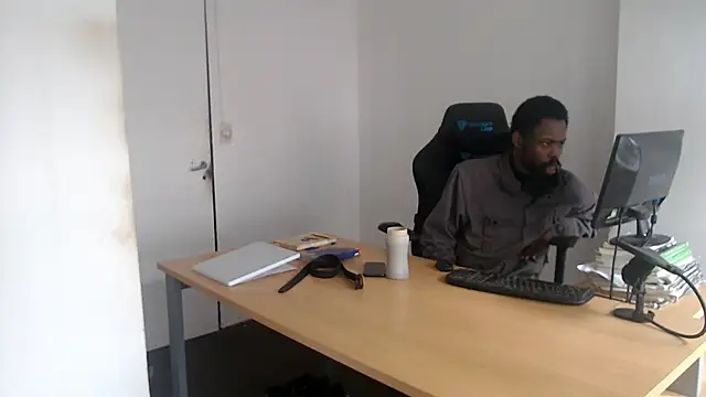 Mastertopdomen Live XXX chat