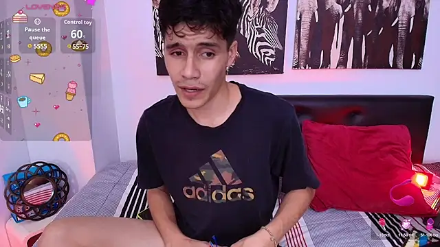Jacob5_ Live XXX-chat