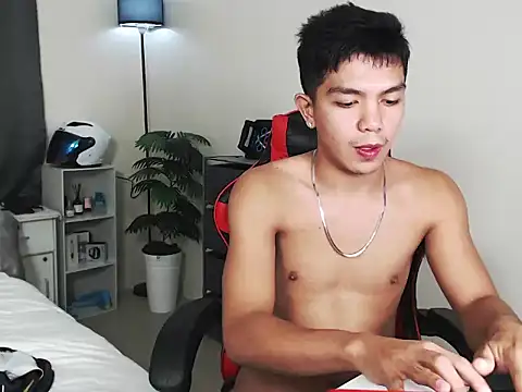 Hunky_paul 现场XXX聊天