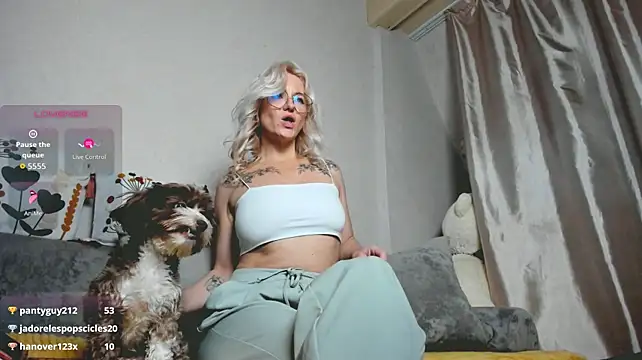LadyIzabel Chat XXX in diretta
