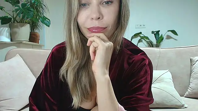 Gargona1 Adlı Modelin Canlı XXX Sohbeti
