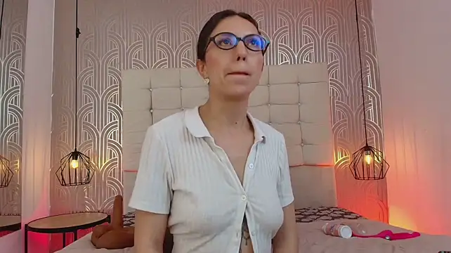 Ariana_CellFg's Live XXX Chat