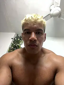 oliver_tommy Live XXX-Chat