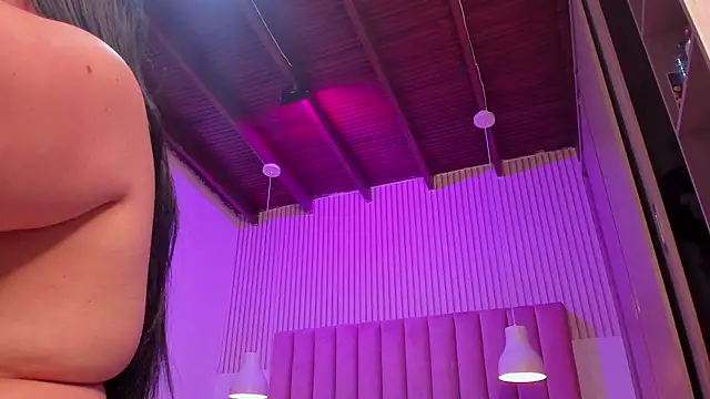 ScarlettDreamss7's Live XXX Chat