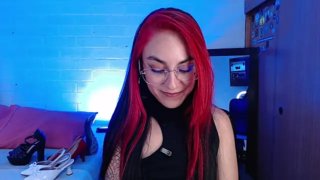 Amy66's Live XXX Chat
