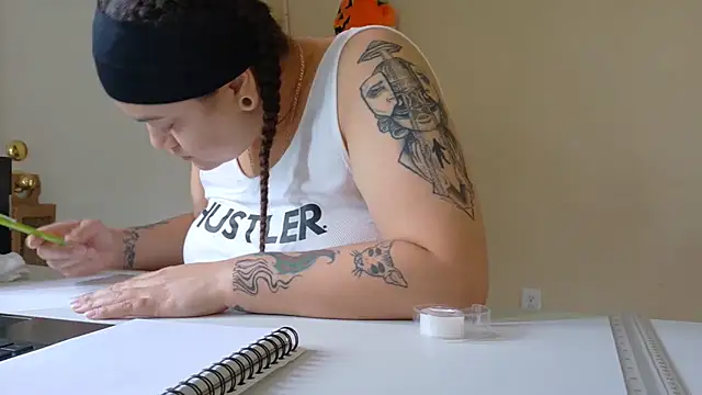 honeeyyy_pot's Live XXX Chat