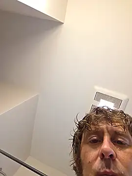Heavyhung14u XXX чат на живо