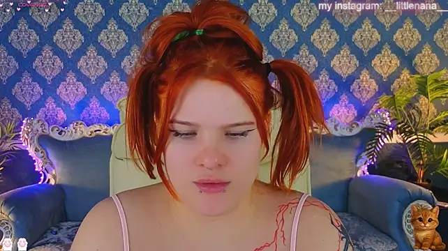 Clumsy_Nana's Live XXX Chat