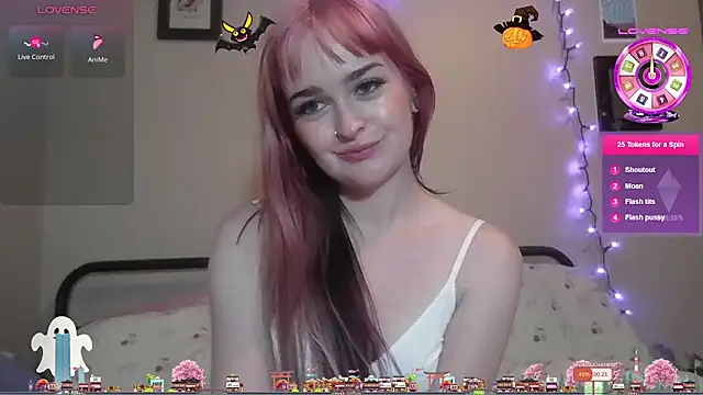 odetteraine XXX чат на живо