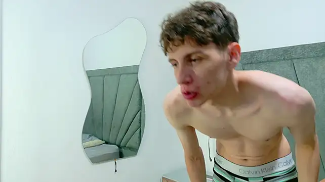Czat XXX na żywo – ThreeForFun_OS