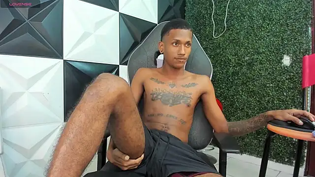 عرض كام ManSant