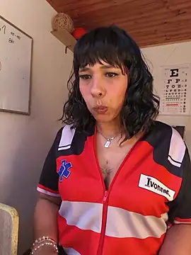 XXX chat uživo modela Ivon_C