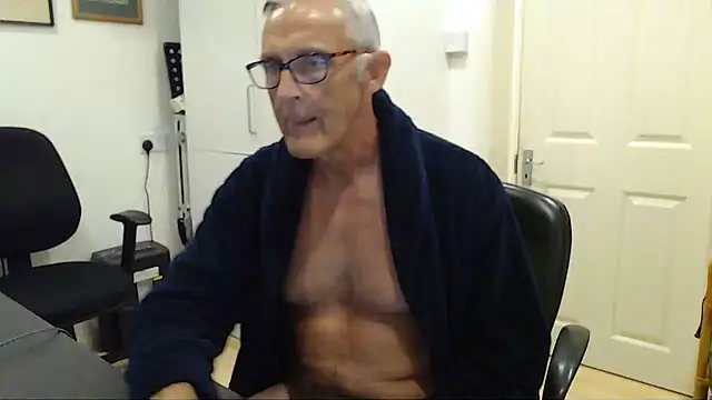 nakedcarpenteruk: διαδικτυακό σόου στην κάμερα