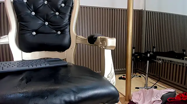 _emily_w's Live XXX Chat