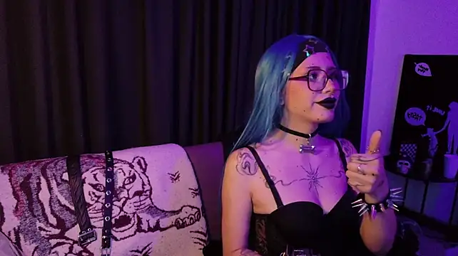 amimodee's Live XXX Chat