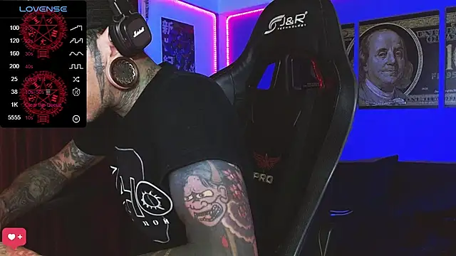Czat XXX na żywo – jhonny__ackerman
