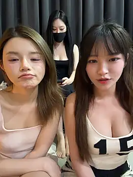 tutuya01 Show Webcam