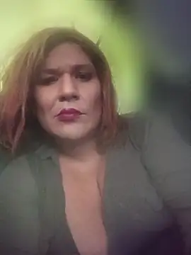 deedeedoll82222 – Naživo XXX chat
