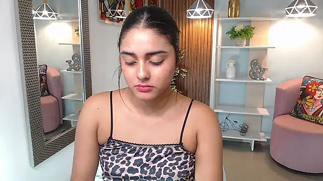 _Lucy_Grey_'s Live XXX Chat