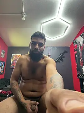 saikoking9inc: διαδικτυακό σόου στην κάμερα