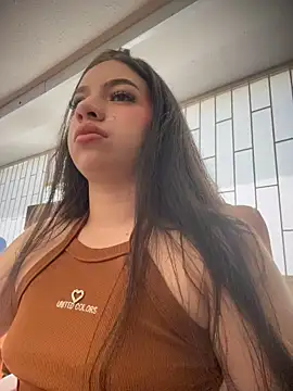 Lauu_09 Live XXX-Chat