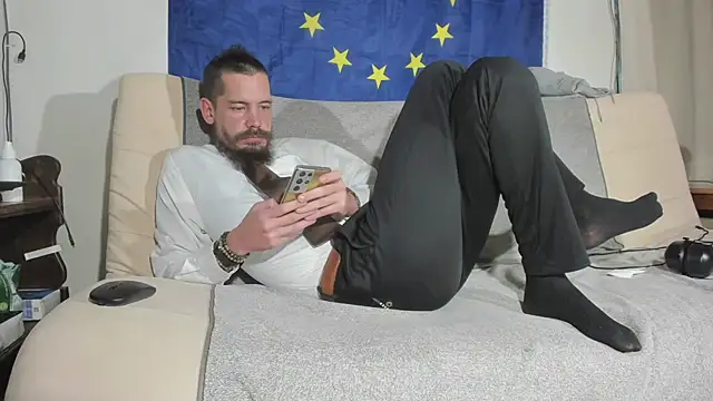 XXX chat uživo modela viraglaci18@xh