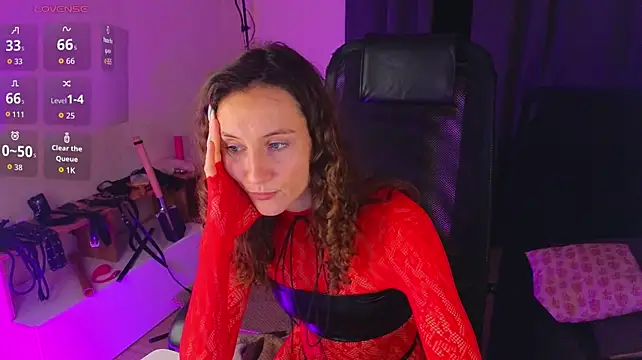 Živý XXX chat laracroftmansion