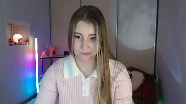 Milka_kamila Adlı Modelin Canlı XXX Sohbeti